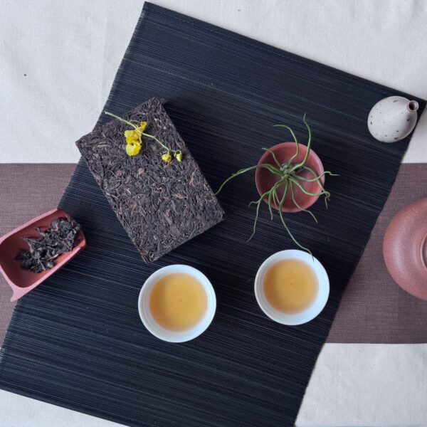 IMG_1313 古樹磚茶/景邁/470g