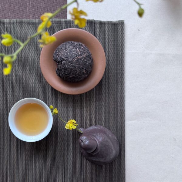 IMG_1325 鳳山喬木特級沱茶/鳳慶/100g