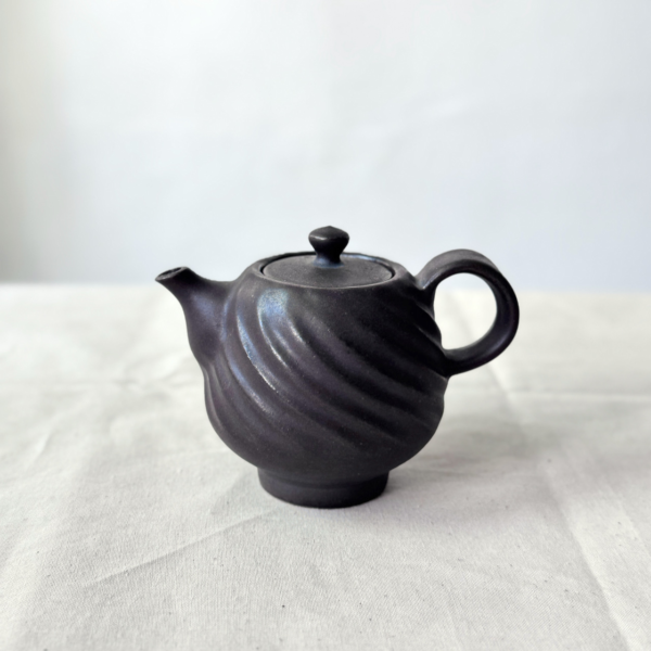 遇見・夜渺 旋紋茶壺/花水工房 遇見・夜渺 旋紋茶壺/花水工房