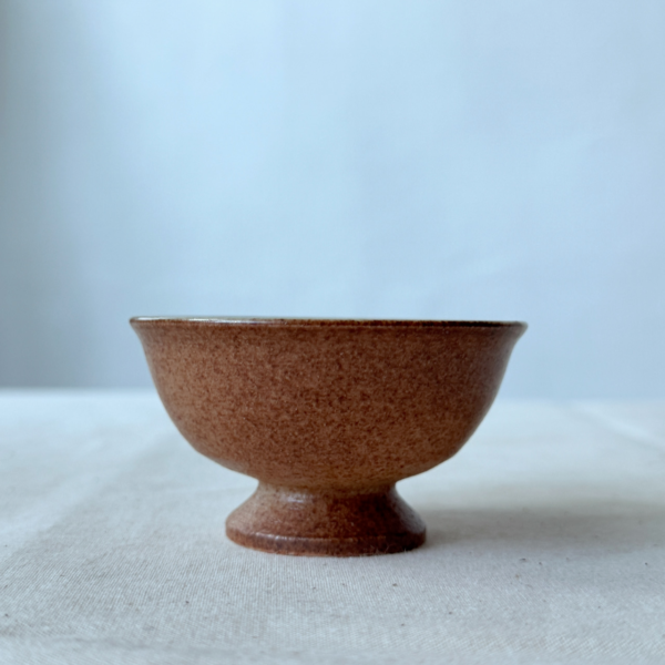 日本 信樂燒 | 秋岫 小高足杯｜登窯 柴燒