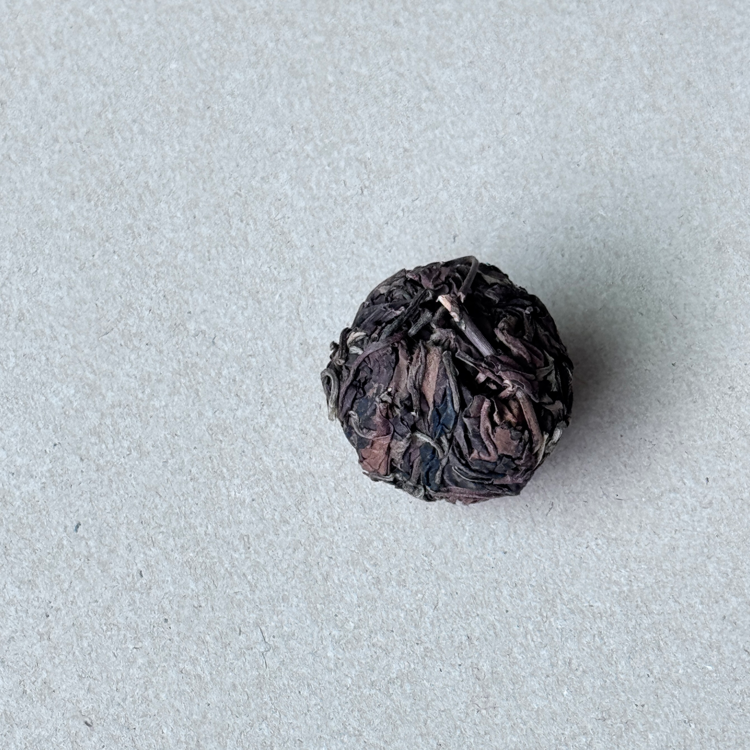 雲南易武古樹純料 白茶 龍珠 / 約8g / 顆