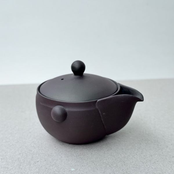 IMG_9404.webp 常滑燒_高資陶苑_日式宝瓶茶壺_紫泥