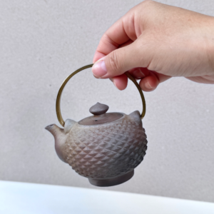 花水工房＿銅提把茶壺＿炭化燒成