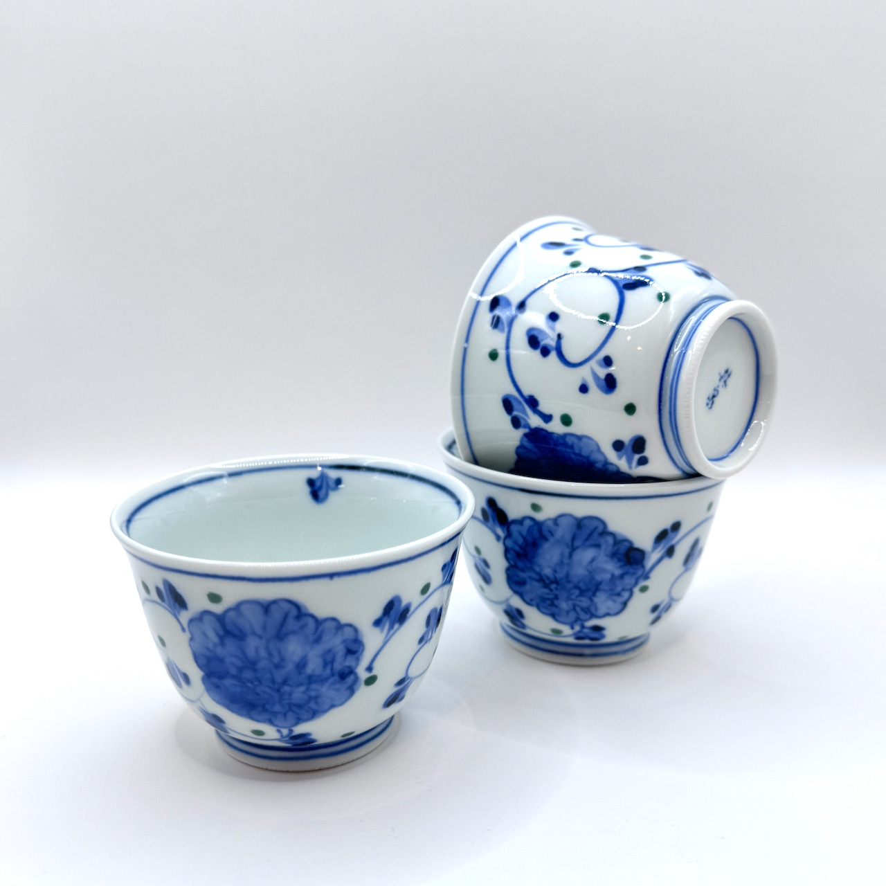 有田燒＿花唐草 青花瓷 茶杯＿其泉窯